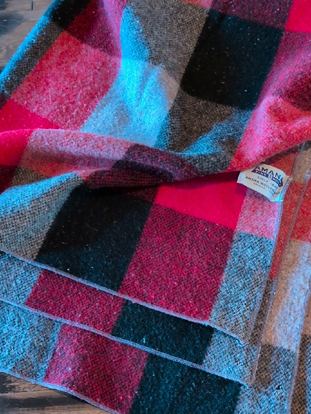 Such a Classic Beauty! Red, Black & Grey Amana Woolen Mills Lap Blanket.